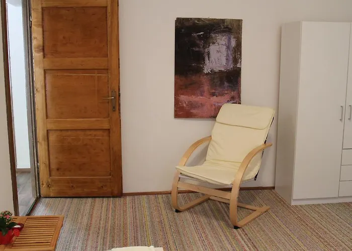 招待所 Barone 4 2*